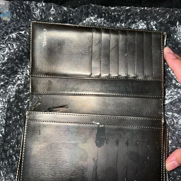 Chanel Metallic CC Logo Long Bifold Flap Wallet - Picture 4 of 12